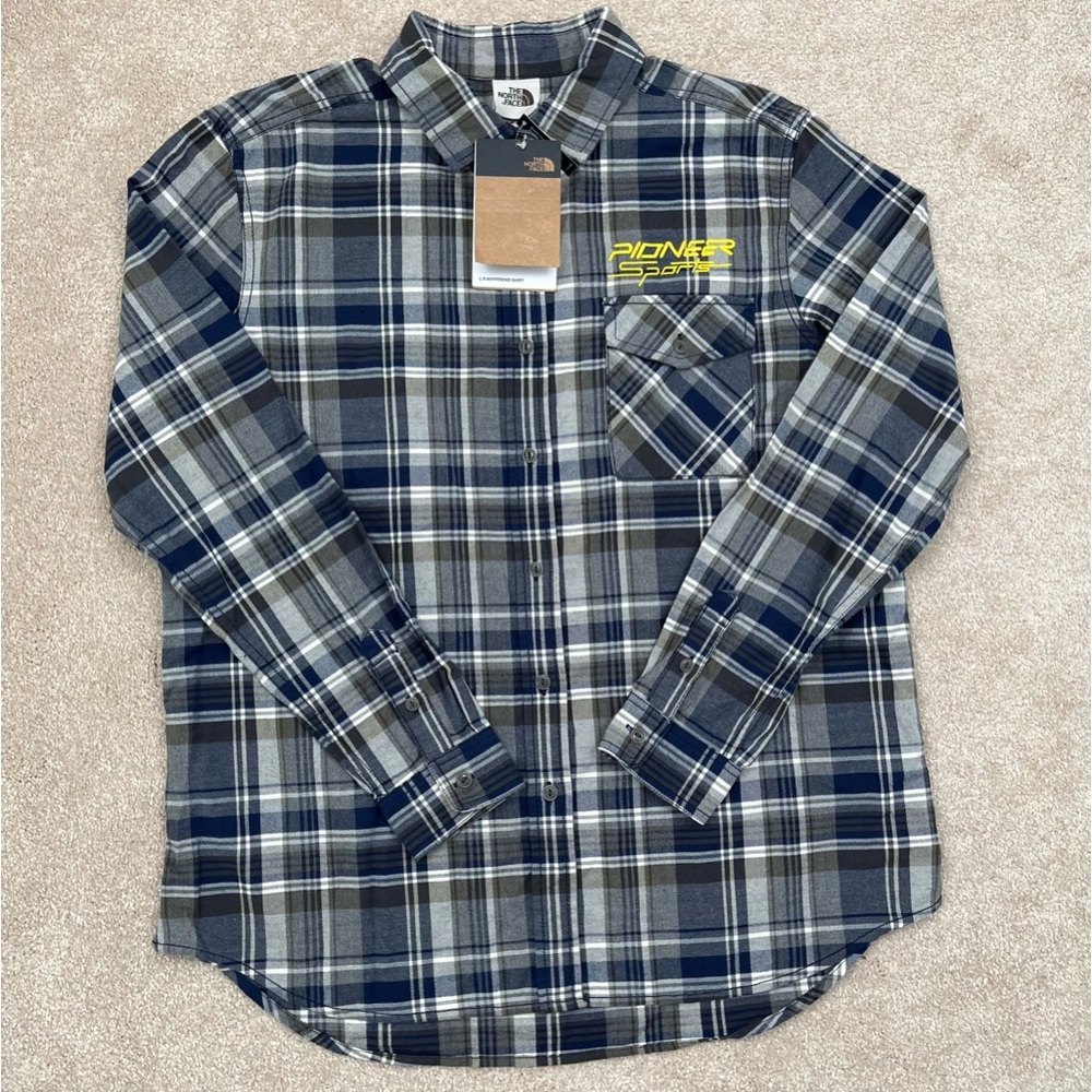 North Face Shirt Women Medium Plaid Button Up "Boyfriend Fit" Ladies Outdoor
